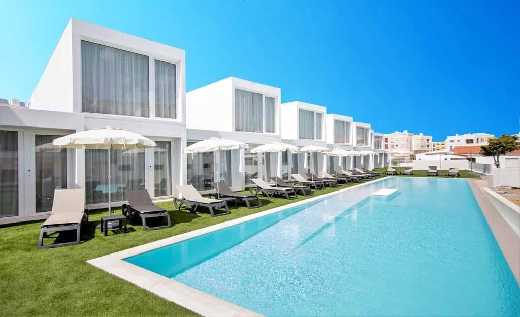 Long Bank holiday weekend - May Portugal 🇵🇹