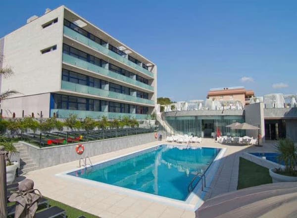 £99 cheap and cheerful holiday!