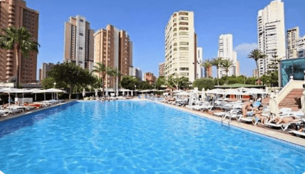 4 ⭐ Benidorm 🇪🇸 Hotel + Flights 🍹